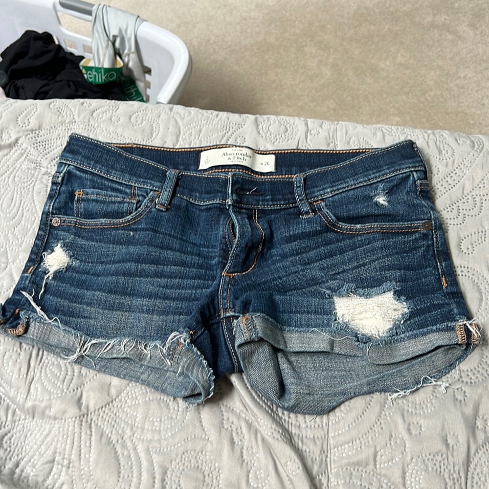 Abercrombie low rise shorts